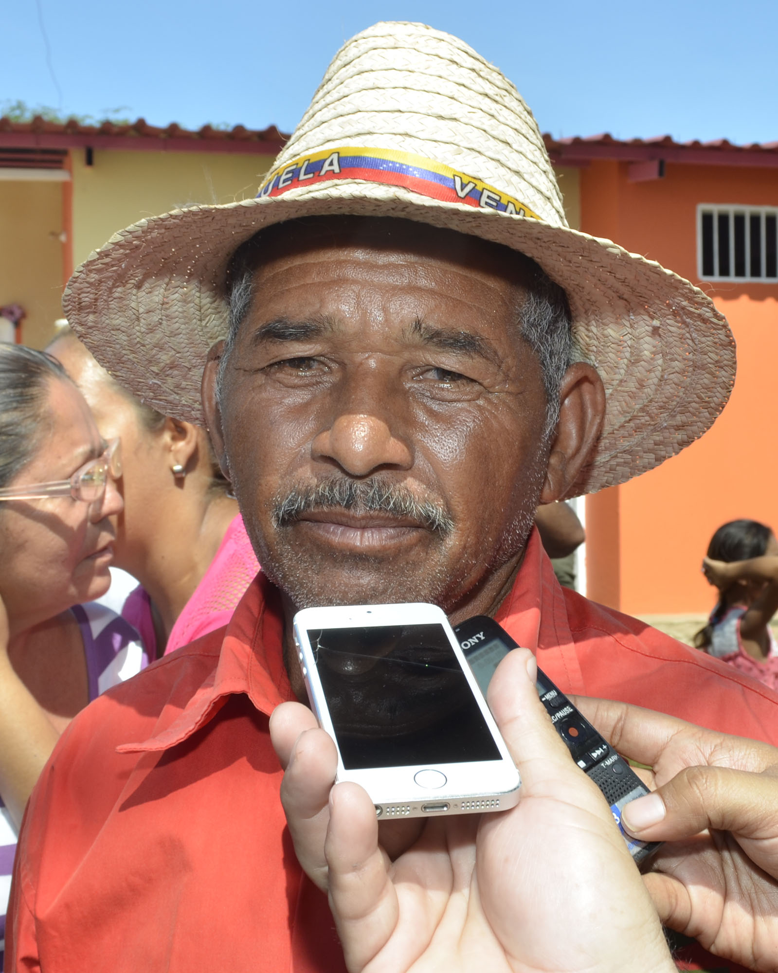 “Sergio nos ha dado la mano a tiempo, ya nos cumplió con lo que nos ofreció, en definitiva  es un muchacho trabajador y cumplidor, de brega incansable y disposición a hacer las cosas, bien hechas”, dijo Eusebio Pérez. 